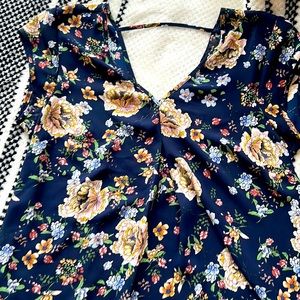 Cute flower shirt